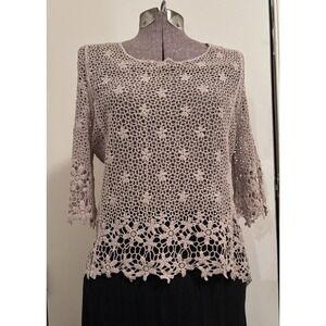 Hazel crochet lace top beige medium boho‎ tan Feminine, Floral Details, Unique
